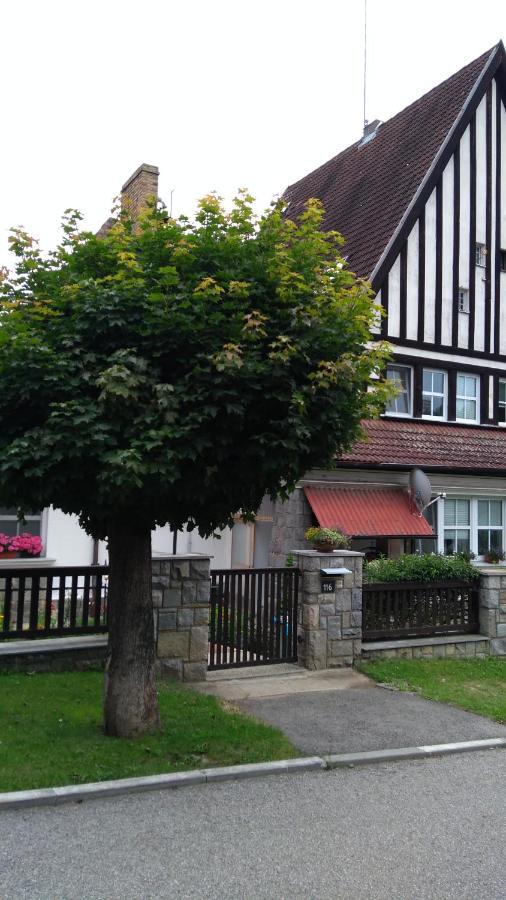 Appartamento Byt - Apartman Větřní Esterno foto